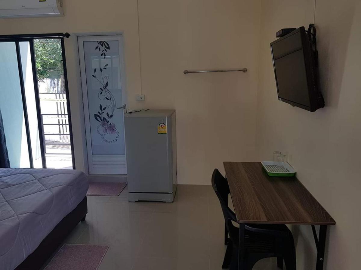 Room62 Lom Sak Exterior photo